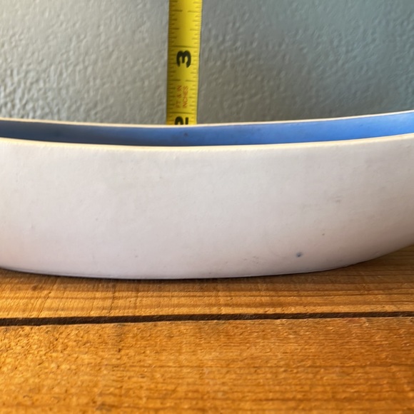 Striking Vintage Dish from Czechoslovakia - Picture 7 of 10